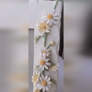 Sweet Vintage 4” x 6” Daisy Picture Frame